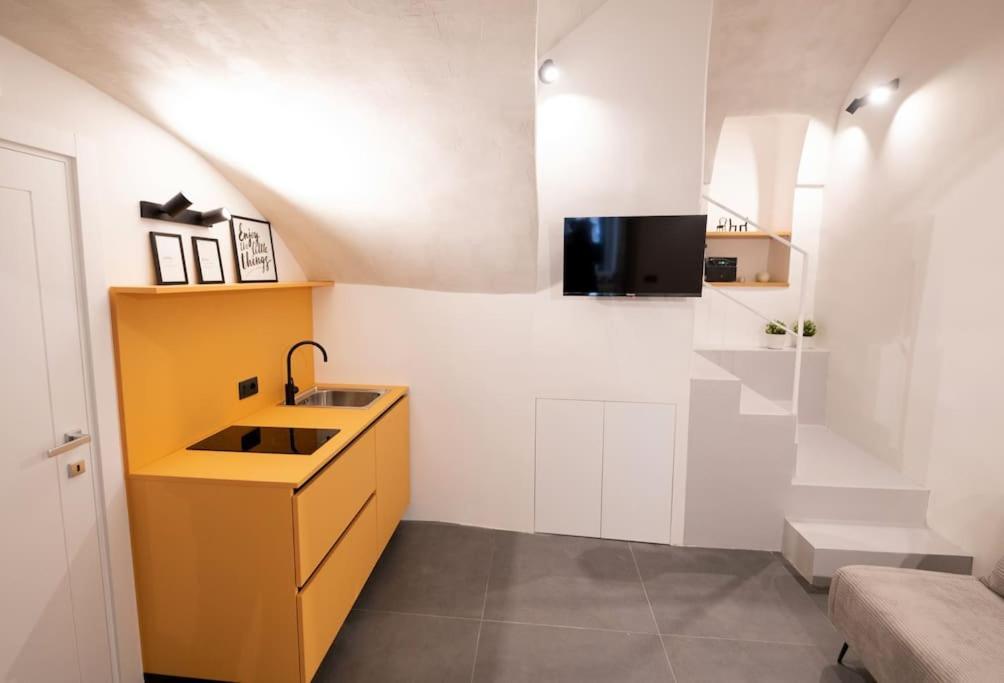 Apartamento Casa Mirelli By Dimorra Nápoles Exterior foto